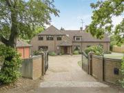 5 Bedroom House Reading Reading 98233219