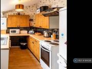 5 bedroom house share for rent in Clark Street...