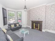 5 bedroom house share to rent