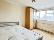 5 bedroom house share to rent