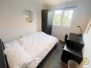 5 bedroom house share to rent