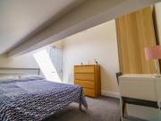 5 bedroom house share to rent