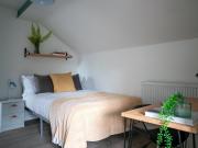 5 bedroom house share to rent