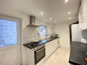 5 bedroom house share to rent