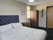 2 bedroom house share to rent