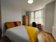 5 bedroom house share to rent