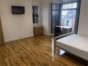 5 bedroom house share to rent