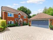 5 Bedroom House Slough Slough 92478477