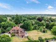 5 Bedroom House Surrey Great London 95090316