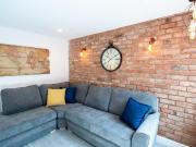 5 bedroom house to rent