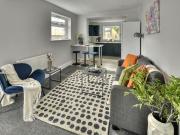 5 bedroom house to rent