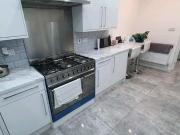5 bedroom house to rent