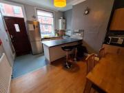 5 bedroom house to rent