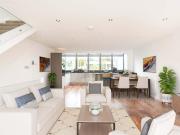 5 Bedroom House to Rent 5 Bedroom House to Rent