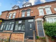 5 bedroom house to rent