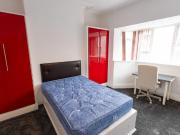 5 bedroom house to rent