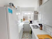 5 bedroom house to rent