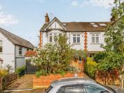 5 bedroom house to rent