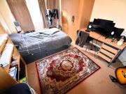 5 bedroom house to rent