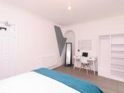 5 bedroom house to rent