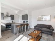 5 bedroom house to rent