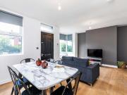 5 bedroom house to rent