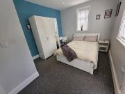 5 bedroom house to rent