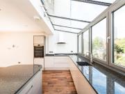 5 bedroom house to rent