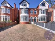 5 bedroom house to rent