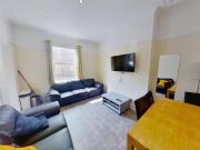 5 bedroom house to rent