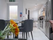 5 bedroom house to rent