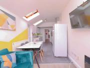 5 bedroom house to rent