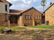 5 Bedroom House to Rent in The Reeds