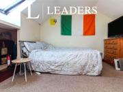 5 bedroom house to rent Rowley Hill Street, Worcester,...