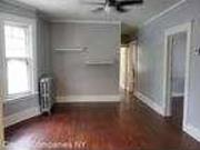 5 bedroom in Albany NY 12208