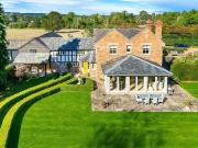 5 bedroom link detached house for sale