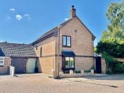 5 bedroom link detached house for sale in Booker Avenue,...