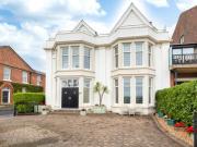 5 Bedroom Link Detached House For Sale In Lytham St. Annes