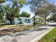 5 bedroom luxury Villa for rent in North Miami, United...