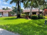 5 bedroom luxury Villa for sale in Hialeah, Florida