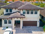 5 bedroom luxury Villa for sale in Miami Terrace Mobile...