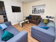 5 bedroom maisonette to rent