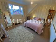 5 Bedroom Mid Terraced House for rent in Mayville...
