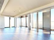 5 Bedroom Penthouse For Sale In Bondway, London
