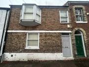 5 bedroom private hall to rent