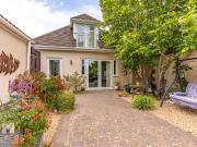 5 Bedroom Property