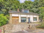 5 Bedroom Property