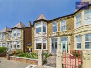 5 Bedroom Property
