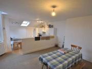 5 bedroom property for rent in Albemarle Avenue...