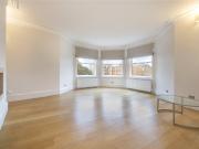 5 bedroom property in Leinster Mansions, Langland...